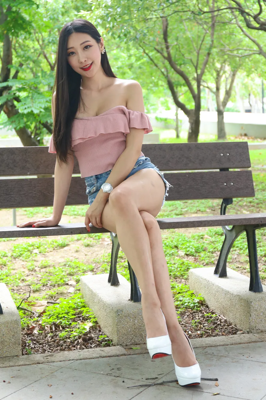 [Mzsock] NO.133 Wu Caijie denim shorts, high heels and beautiful legs street photography#[54P]-2